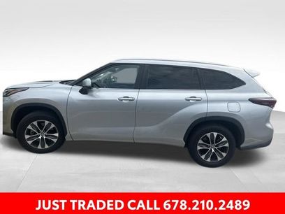 Used 2024 Toyota Highlander XLE