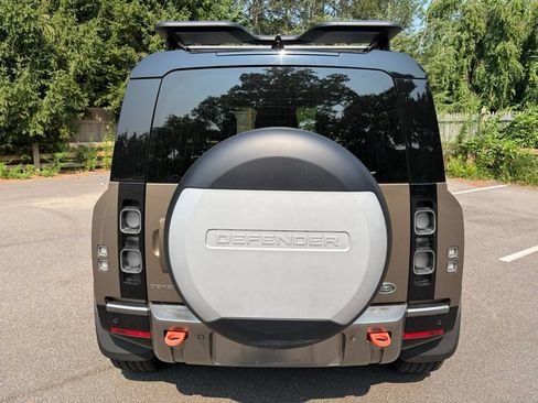Used 2022 Land Rover Defender 90 X AWD/4WD image 6