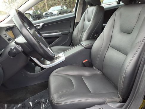 Used 2015 Volvo V60 T5 Platinum AWD/4WD image 8