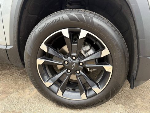 Used 2025 Chevrolet Equinox RS w/ Convenience Package III AWD/4WD image 8