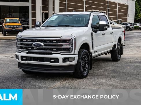 Used 2024 Ford F250 Platinum image 4