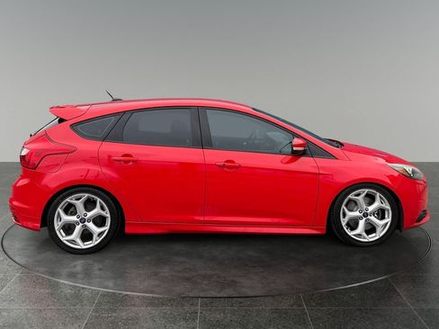 Used 2013 Ford Focus ST FWD image 11