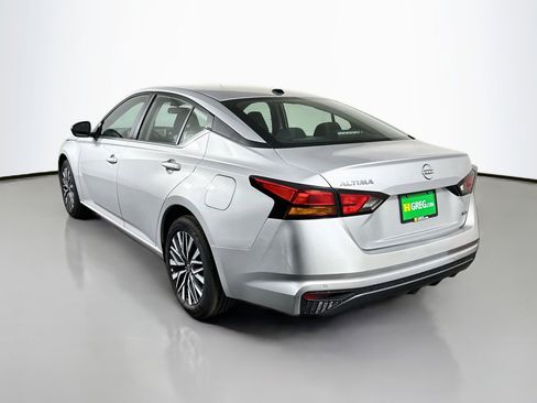 Used 2026 Nissan Altima 2.5 SV AWD/4WD image 7