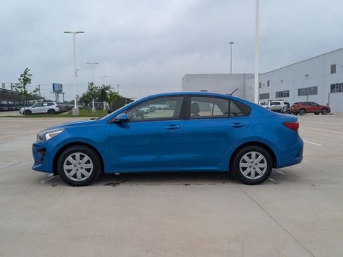 Used 2023 Kia Rio S FWD image 3
