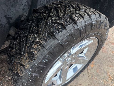 Used 2015 RAM 1500 Express image 17