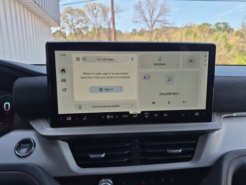 Used 2025 Ford Explorer Active image 33