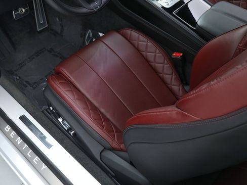 Used 2022 Bentley Continental GT V8 AWD/4WD image 25