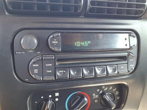 Used 2005 Jeep Wrangler SE AWD/4WD image 9