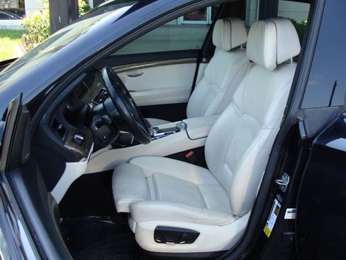 Used 2014 BMW 535i Gran Turismo RWD image 7