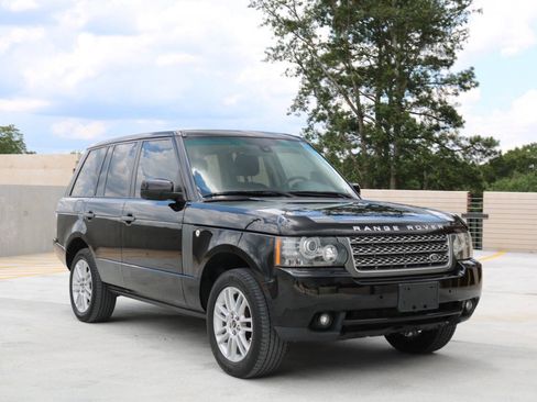 Used 2011 Land Rover Range Rover HSE AWD/4WD image 3