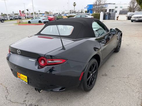 New 2026 MAZDA MX-5 Miata Sport RWD image 6