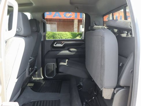 Used 2025 Chevrolet Silverado 2500 LT AWD/4WD image 35