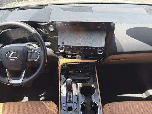 Used 2024 Lexus NX 350 AWD image 16