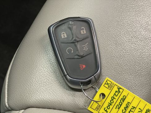 Used 2020 Cadillac XT4 Premium Luxury w/ Driver Awareness Package image 31