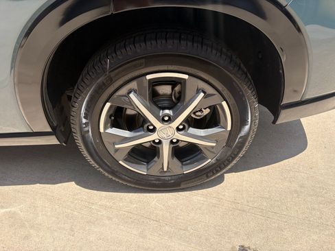 Certified 2024 Honda HR-V EX-L image 33