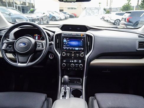 Used 2022 Subaru Ascent Premium w/ Convenience Package image 13