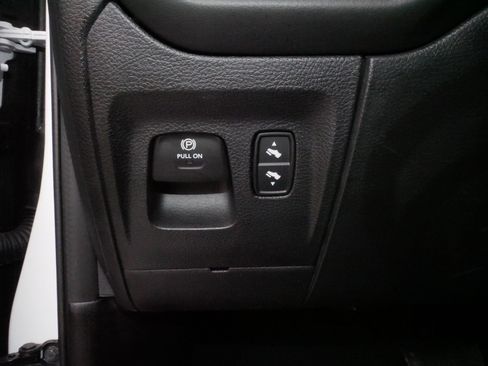 Used 2024 RAM 1500 Limited AWD/4WD image 27