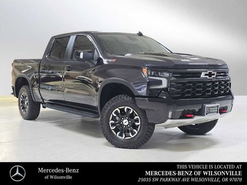 Used 2022 Chevrolet Silverado 1500 ZR2 w/ Technology Package image 1