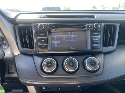 Used 2018 Toyota RAV4 LE w/ Cargo Management Package FWD image 13