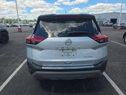 Certified 2023 Nissan Rogue SV w/ SV Premium B Package AWD/4WD image 9