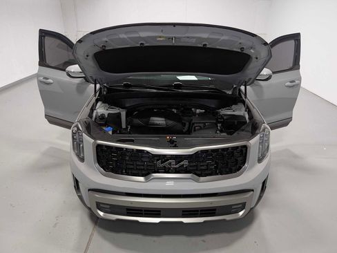 Used 2023 Kia Telluride SX Prestige X-Pro AWD/4WD image 13