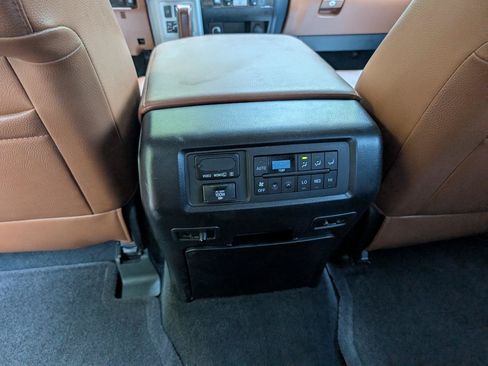 Used 2013 Toyota Sequoia Platinum RWD image 24