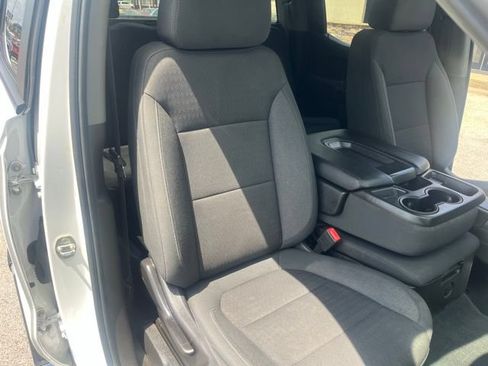 Used 2021 Chevrolet Silverado 1500 LT AWD/4WD image 35