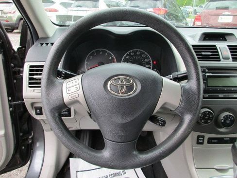 Used 2012 Toyota Corolla LE w/ Preferred Accessory Pkg FWD image 19