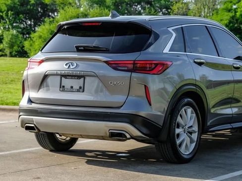 Used 2019 INFINITI QX50 Luxe w/ Cargo Package FWD image 13