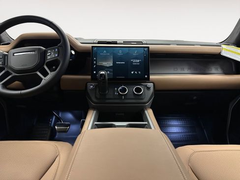 New 2026 Land Rover Defender 110 V8 AWD/4WD image 11