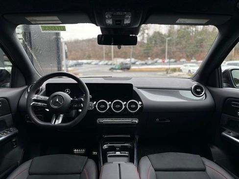 Used 2026 Mercedes-Benz GLA 250 4MATIC image 25