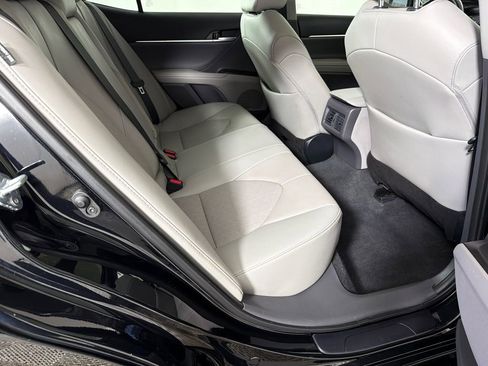 Used 2024 Toyota Camry XSE image 16