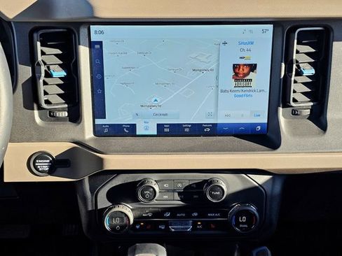 Used 2024 Ford Bronco Wildtrak AWD/4WD image 34