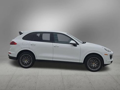 Used 2017 Porsche Cayenne AWD/4WD image 7