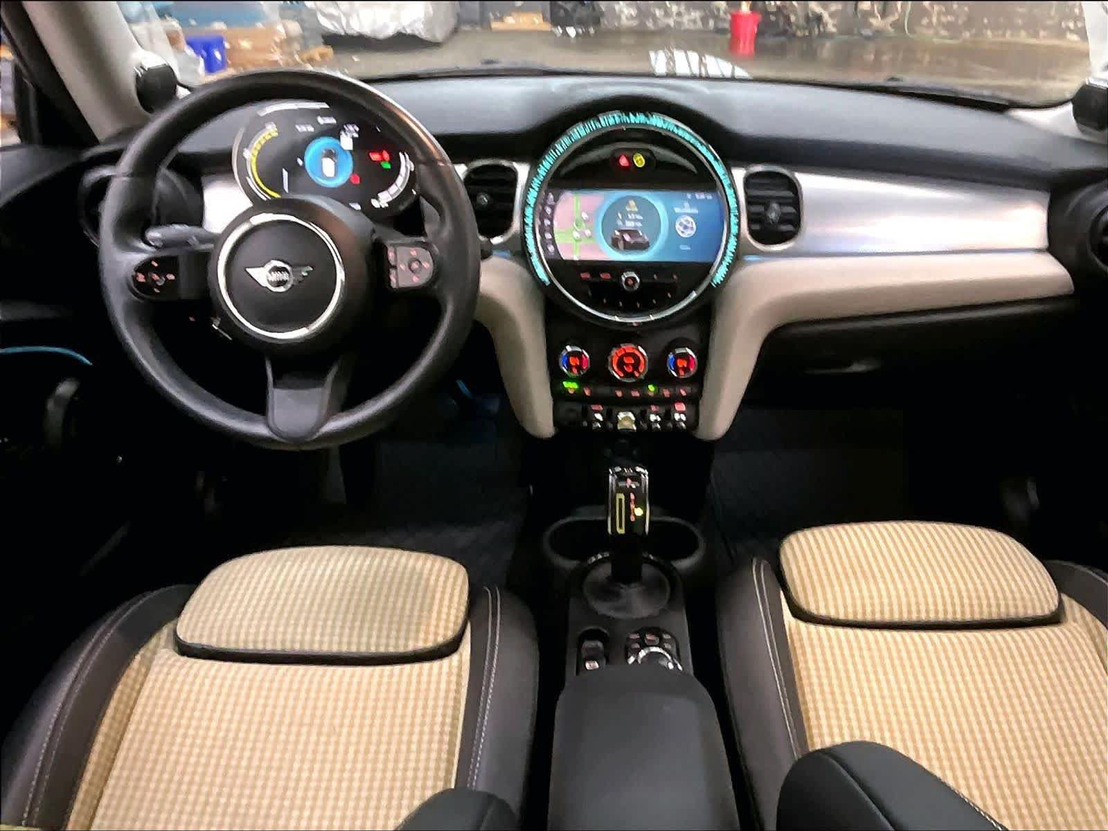 Used 2023 MINI Cooper SE FWD image 16