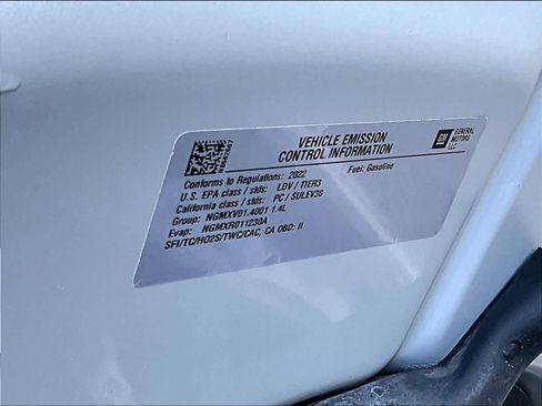 Certified 2022 Chevrolet Trax LT w/ Sport Edition image 33