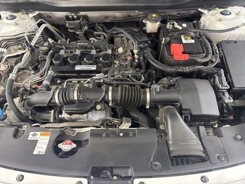 Used 2019 Honda Accord EX-L image 17