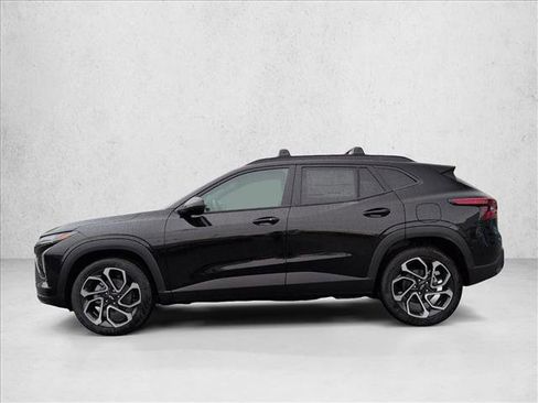 New 2026 Chevrolet Trax RS w/ Sunroof Package FWD image 5