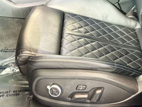 Used 2018 Audi S5 Premium Plus w/ Navigation Package image 18