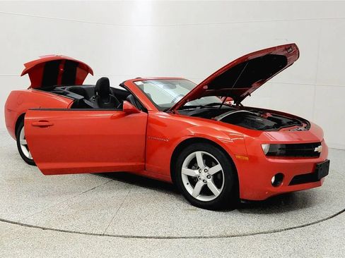 Used 2013 Chevrolet Camaro LT w/ Black Rally Stripe Package image 9