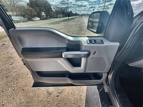 Used 2017 Ford F150 XLT w/ Equipment Group 301A Mid image 20