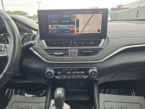 Used 2025 Nissan Altima 2.5 SL image 24