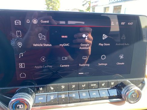 New 2026 GMC Canyon AT4 w/ Technology Plus Package image 13