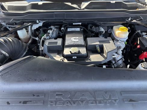 Used 2024 RAM 3500 Big Horn image 44