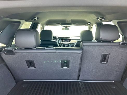 New 2026 Cadillac XT5 Luxury w/ LPO, Floor Liner Package image 19