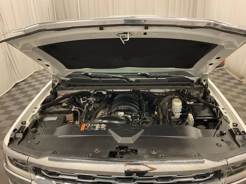 Used 2018 Chevrolet Silverado 1500 LTZ w/ LTZ Plus Package AWD/4WD image 14