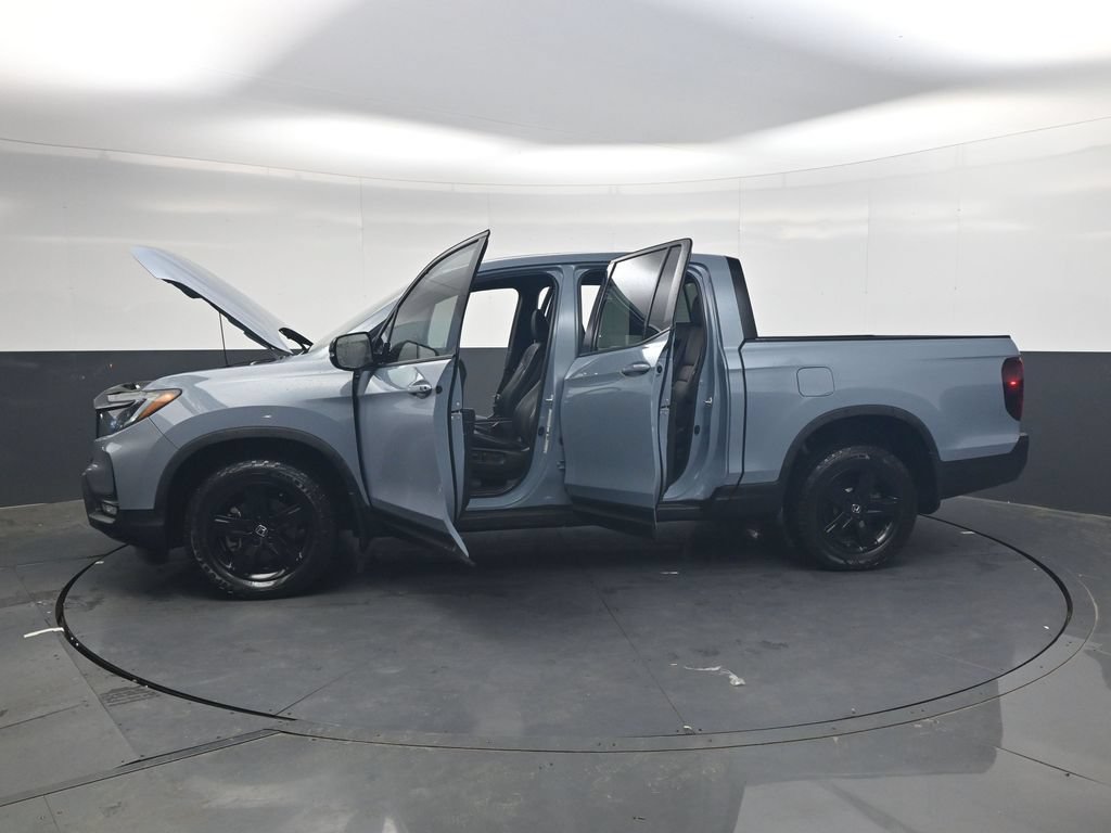 Used 2023 Honda Ridgeline Black Edition image 40