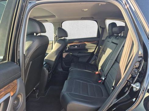 Used 2019 Honda CR-V Touring image 17