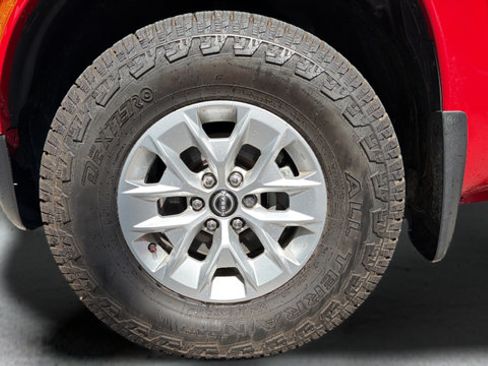 Used 2024 Nissan Frontier SV w/ Technology Package AWD/4WD image 46