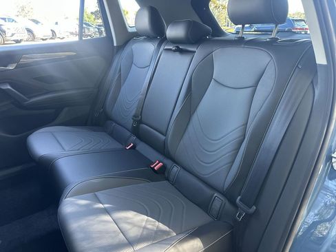 New 2026 Volkswagen Tiguan SE image 23